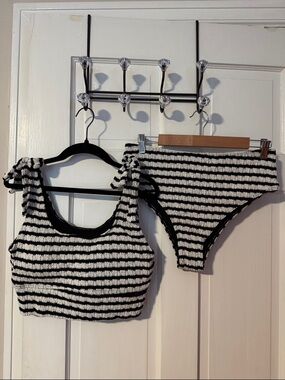 NWOT Striped Black & White Ribbed Bikini Set Swim Size XL